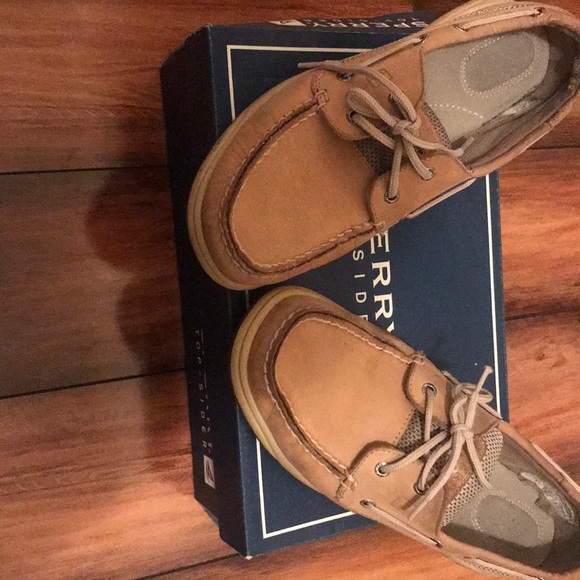 Shoes - Picture 2 of 3